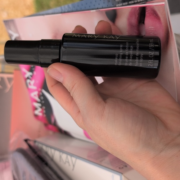 Mary Kay Makeup Setting Finishing Spray by Skindinavia *3/$30* - Picture 4 of 4